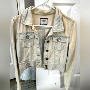 White washed cropped jeans jacket